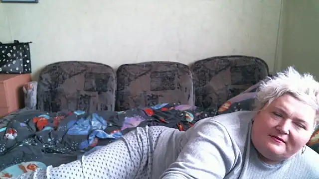 Snapshot of Lana555 chatting on 10-16-25, 11:11 Lana555 online show from 10-16-25, 11:11