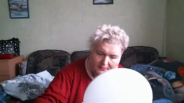 Snapshot of Lana555 chatting on 10-20-25, 12:38 Lana555 online show from 10-20-25, 12:38