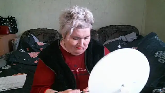 Snapshot of Lana555 chatting on 10-21-25, 12:50 Lana555 online show from 10-21-25, 12:50