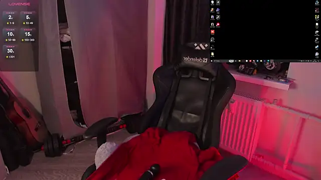 Snapshot of Melante chatting on 01-05-26, 09:29 Melante online show from 01-05-26, 09:29