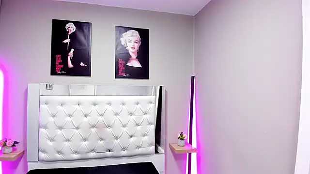 hanna sexx   online show from 03-14-25, 12:07