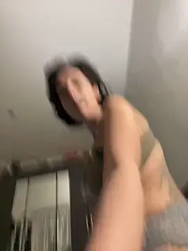 Piggiteablacktea online show from 11-14-25, 11:24