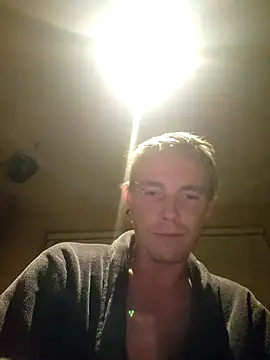 Snapshot of piercingpik chatting on 10-30-25, 11:27 piercingpik online show from 10-30-25, 11:27