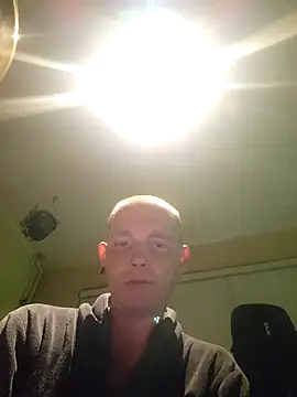 piercingpik online show from 06-11-26, 08:40
