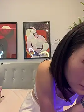 Snapshot of AikoYamada chatting on 11-01-25, 06:26 AikoYamada online show from 11-01-25, 06:26