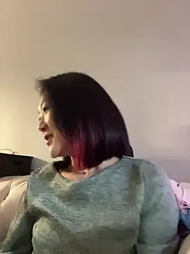 Snapshot of AikoYamada chatting on 11-02-25, 06:49 AikoYamada online show from 11-02-25, 06:49