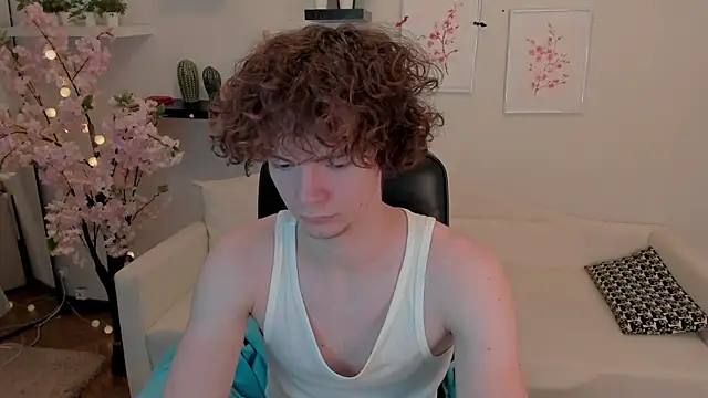 Snapshot of Tommy_Jamm chatting on 11-14-25, 02:38 Tommy Jamm online show from 11-14-25, 02:38