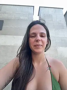 Lady LauraRose online show from 12-21-25, 07:21