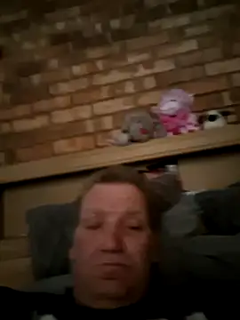 wallacelegend online show from 09-10-25, 05:07