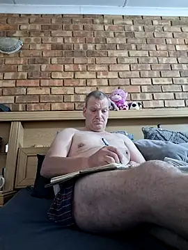 wallacelegend online show from 10-30-25, 06:04