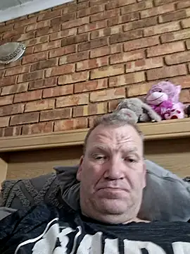 wallacelegend online show from 11-11-25, 06:02