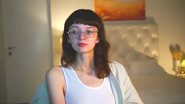 MollyJiggles online show from 09-13-25, 12:27