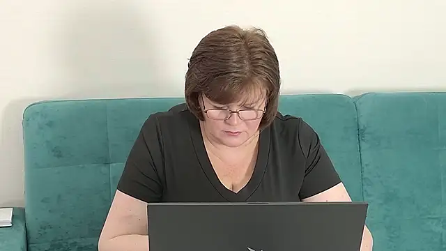 Snapshot of Sandra_Sunrise chatting on 09-27-25, 09:25 Sandra Sunrise online show from 09-27-25, 09:25