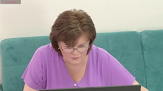 Snapshot of Sandra_Sunrise chatting on 09-29-25, 11:04 Sandra Sunrise online show from 09-29-25, 11:04