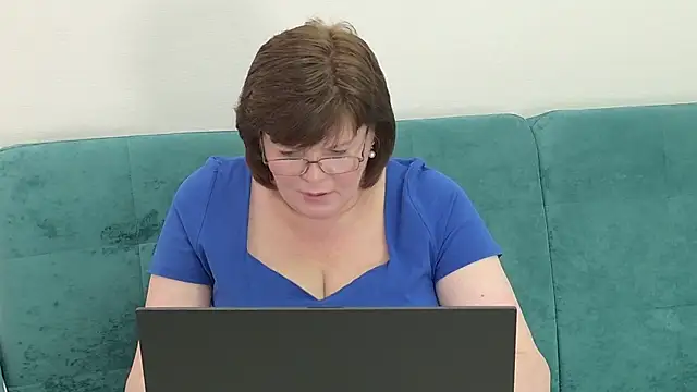 Snapshot of Sandra_Sunrise chatting on 11-10-25, 09:52 Sandra Sunrise online show from 11-10-25, 09:52