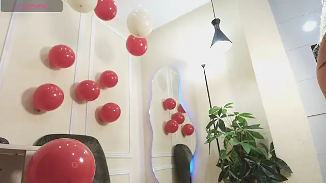 biancaa 18 online show from 11-20-25, 12:05