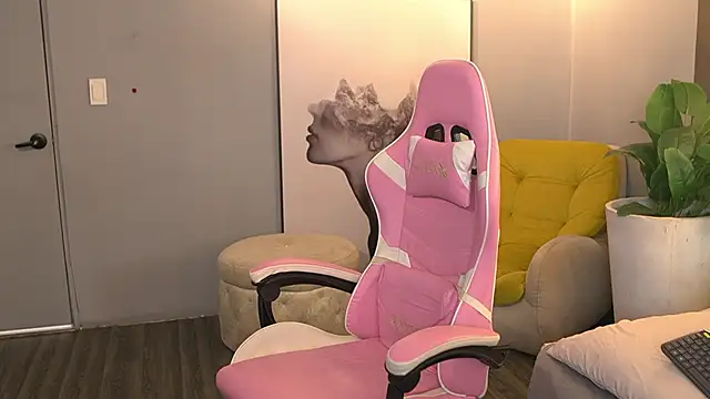 Snapshot of Ethan_occonor chatting on 09-11-25, 12:16 Ethan occonor online show from 09-11-25, 12:16