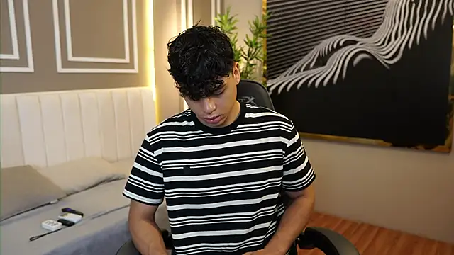 Ethan occonor online show from 11-14-25, 12:37