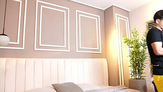 Snapshot of Ethan_occonor chatting on 12-18-25, 12:44 Ethan occonor online show from 12-18-25, 12:44