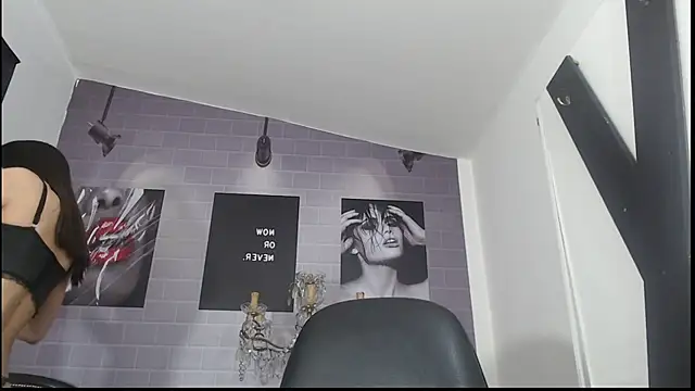 Snapshot of aleesha_cameron02 chatting on 10-01-25, 07:09 aleesha cameron02 online show from 10-01-25, 07:09