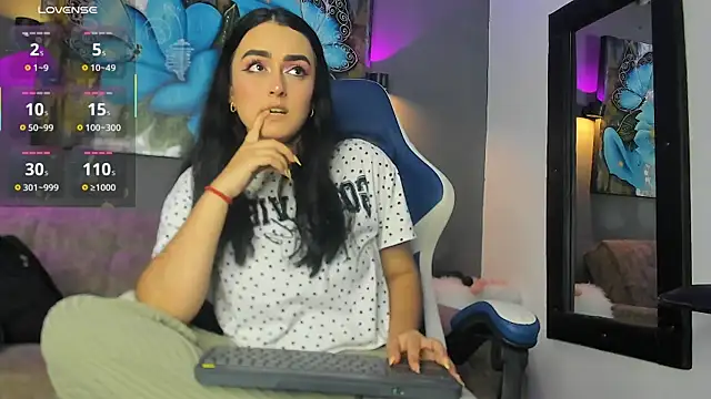 elizabeth lamer online show from 04-04-26, 02:21