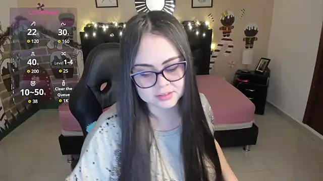 Snapshot of LolaVillalobos chatting on 12-04-25, 12:47 LolaVillalobos online show from 12-04-25, 12:47