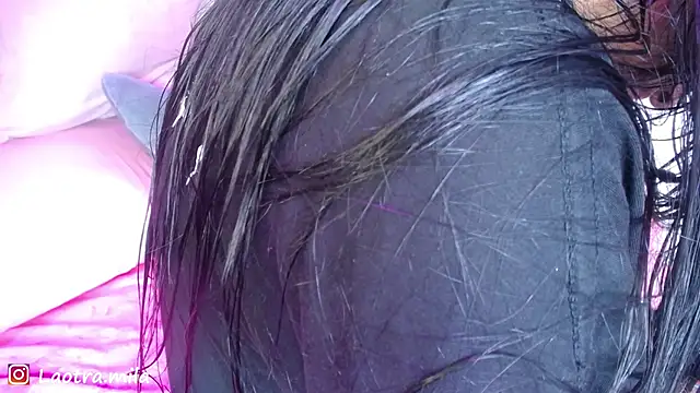 Snapshot of juliettaa_1 chatting on 10-12-25, 11:37 juliettaa 1 online show from 10-12-25, 11:37