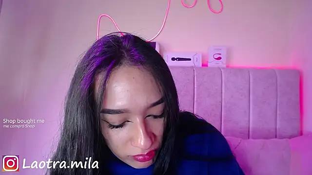 Snapshot of juliettaa_1 chatting on 10-17-25, 04:48 juliettaa 1 online show from 10-17-25, 04:48