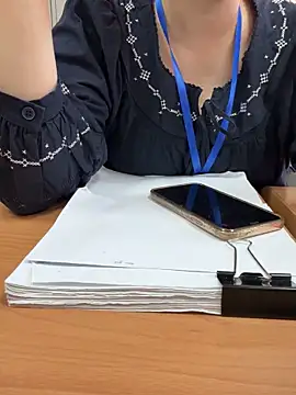 PhuongNhi21 online show from 11-05-25, 01:05