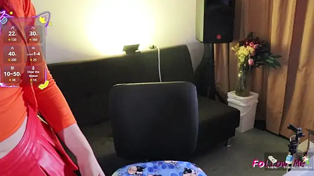 Snapshot of TsukiCherry chatting on 10-04-25, 12:41 TsukiCherry online show from 10-04-25, 12:41