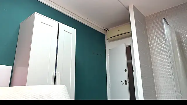 Valeriathonson online show from 11-10-25, 10:53