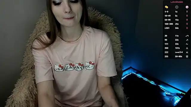 Snapshot of Victoriakittyy chatting on 10-08-25, 11:46 Victoriakittyy online show from 10-08-25, 11:46