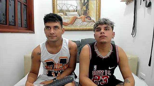 DavilANDkevin2 online show from 09-11-25, 02:11