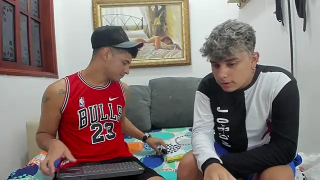 DavilANDkevin2 online show from 09-28-25, 02:17