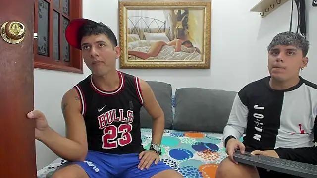 DavilANDkevin2 online show from 10-01-25, 02:28