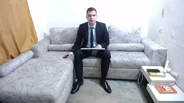 Victor Maitland online show from 11-28-25, 08:00