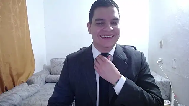 Victor Maitland online show from 11-30-25, 03:43