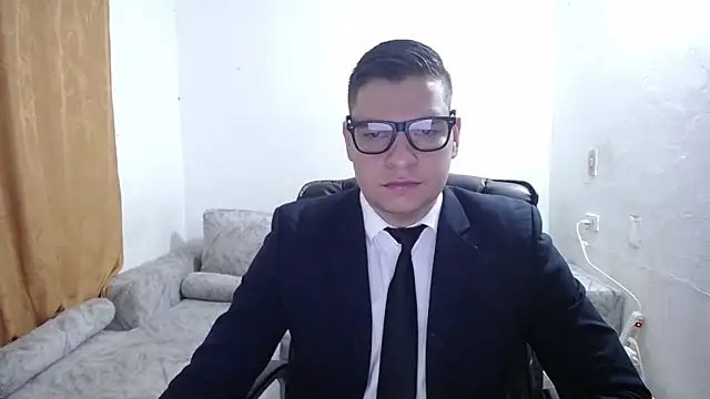 Victor Maitland online show from 04-27-26, 07:56