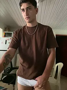 Tavinho067 online show from 02-25-26, 02:59