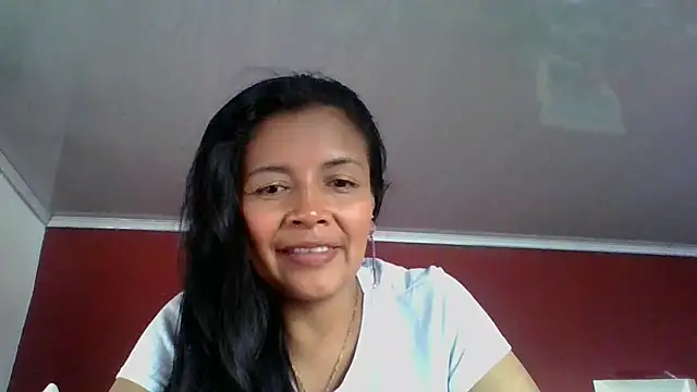 Snapshot of DianaOchoa_ chatting on 09-11-25, 07:47 DianaOchoa online show from 09-11-25, 07:47