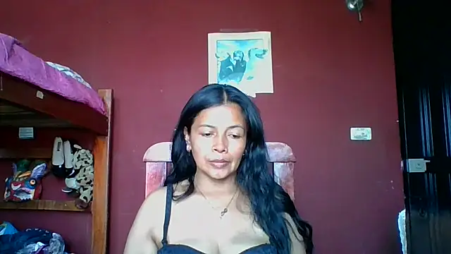 Snapshot of DianaOchoa_ chatting on 10-04-25, 07:34 DianaOchoa online show from 10-04-25, 07:34