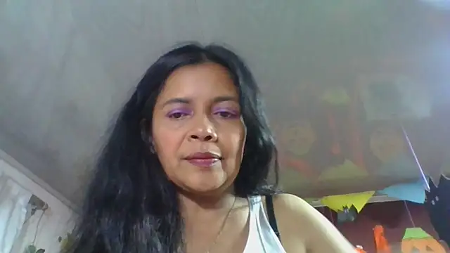 Snapshot of DianaOchoa_ chatting on 11-02-25, 04:37 DianaOchoa online show from 11-02-25, 04:37