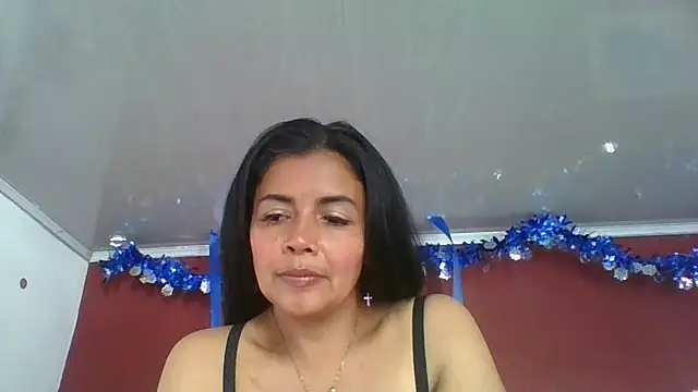 Snapshot of DianaOchoa_ chatting on 11-28-25, 07:49 DianaOchoa online show from 11-28-25, 07:49