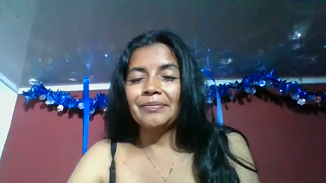 Snapshot of DianaOchoa_ chatting on 11-30-25, 02:48 DianaOchoa online show from 11-30-25, 02:48