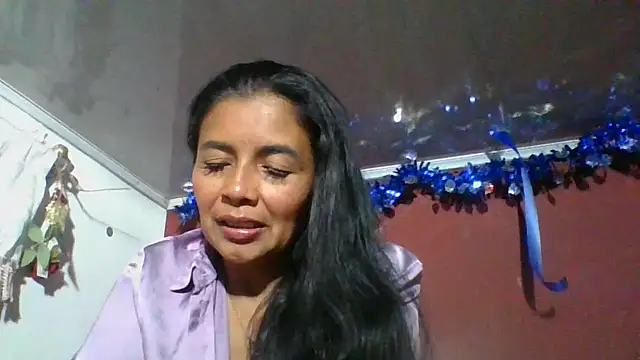 Snapshot of DianaOchoa_ chatting on 12-03-25, 04:09 DianaOchoa online show from 12-03-25, 04:09