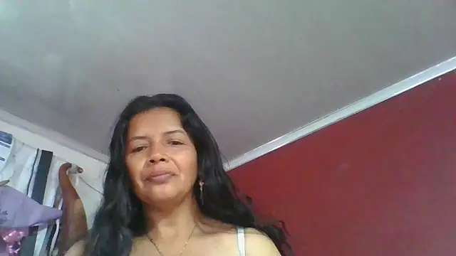 Snapshot of DianaOchoa_ chatting on 05-12-26, 11:51 DianaOchoa online show from 05-12-26, 11:51