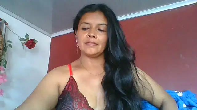 Snapshot of DianaOchoa_ chatting on 06-01-26, 08:21 DianaOchoa online show from 06-01-26, 08:21