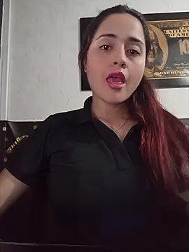 Snapshot of candy__fox_ chatting on 11-19-25, 12:49 candy fox online show from 11-19-25, 12:49