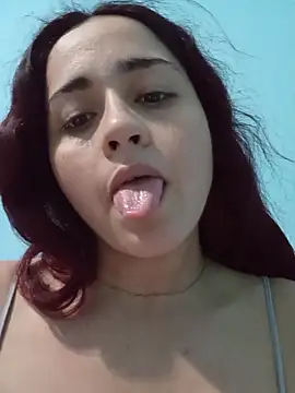 Snapshot of candy__fox_ chatting on 12-13-25, 09:42 candy fox online show from 12-13-25, 09:42