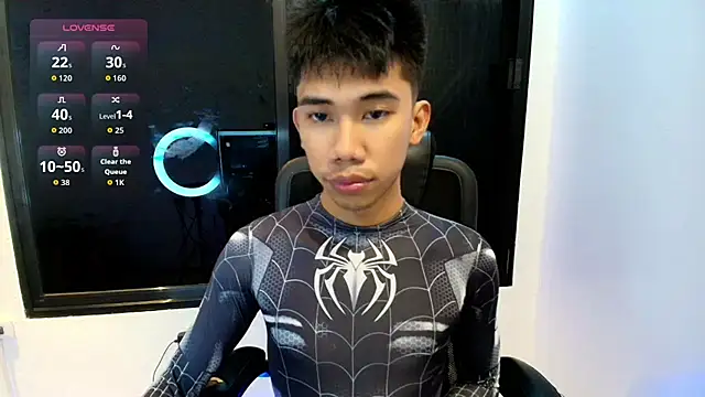 Snapshot of Ur_pinoyhotbrix chatting on 10-31-25, 07:04 Ur pinoyhotbrix online show from 10-31-25, 07:04